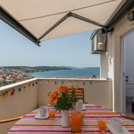 شقة Seaview Penthouse تروغير