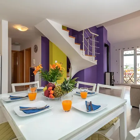 Seaview Penthouse شقة تروغير