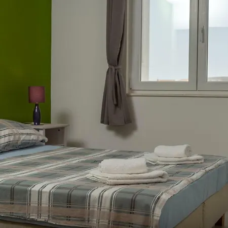 Seaview Penthouse شقة تروغير