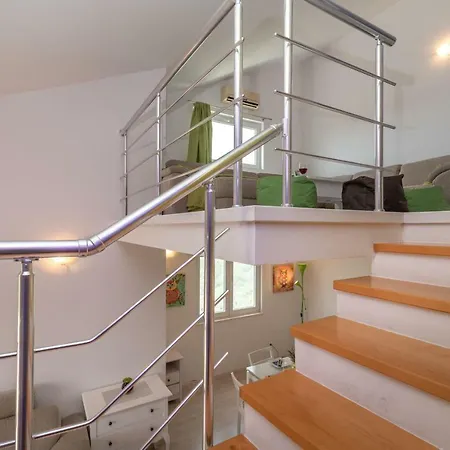 شقة Seaview Penthouse تروغير