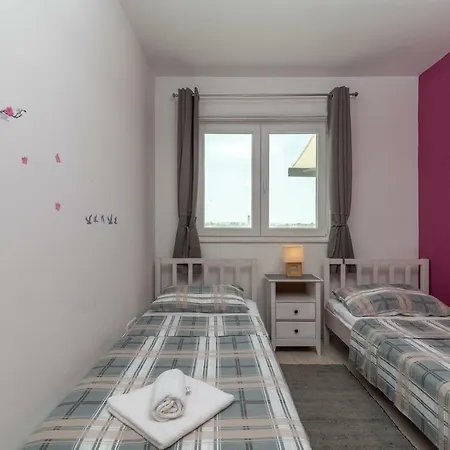 شقة Seaview Penthouse